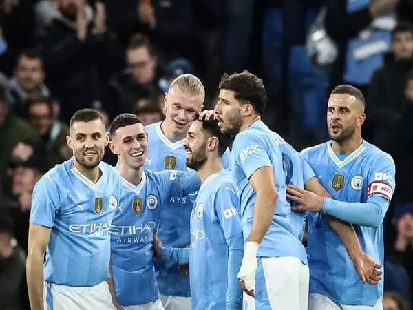 Những câu chuyện đặc biệt xung quanh số áo cầu thủ Man City
