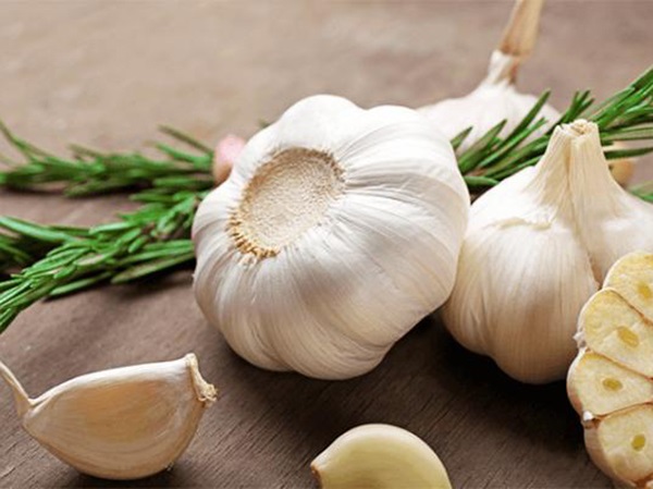 Ngủ mơ thấy củ tỏi ẩn ý điềm báo gì về tương lai?